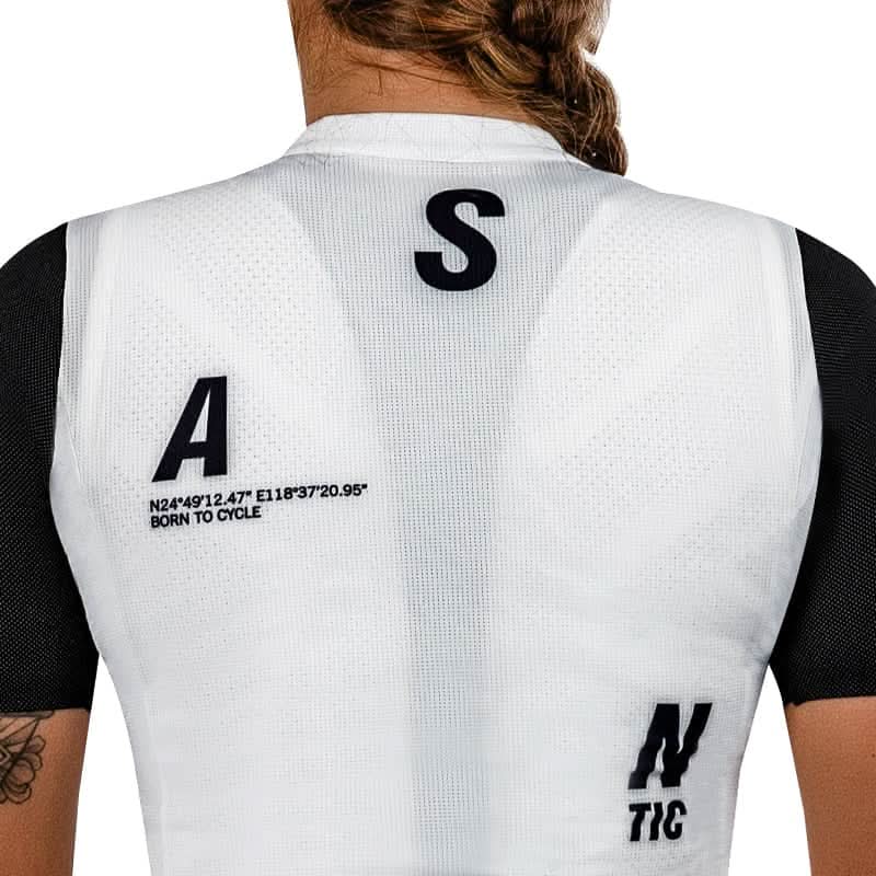 Santic Azan dame sykkeltrøye – Lett, pustende & aerodynamisk (Pro‑Fit) Santic Cycling Women's Short Jersey