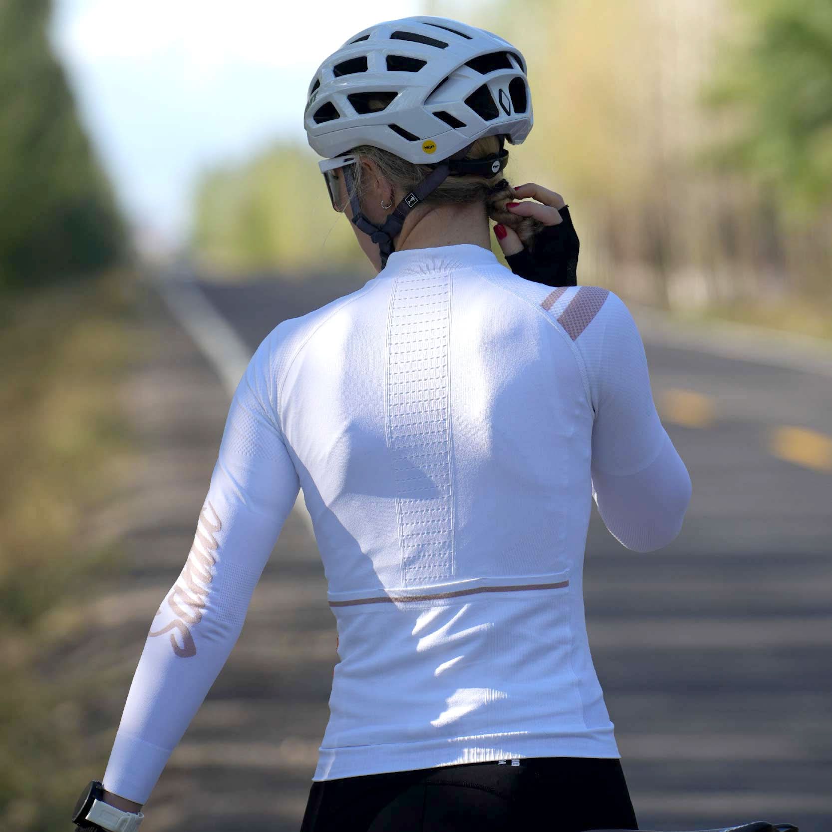 Santic Morlo Women's Seamless Knit Jersey santiccycling