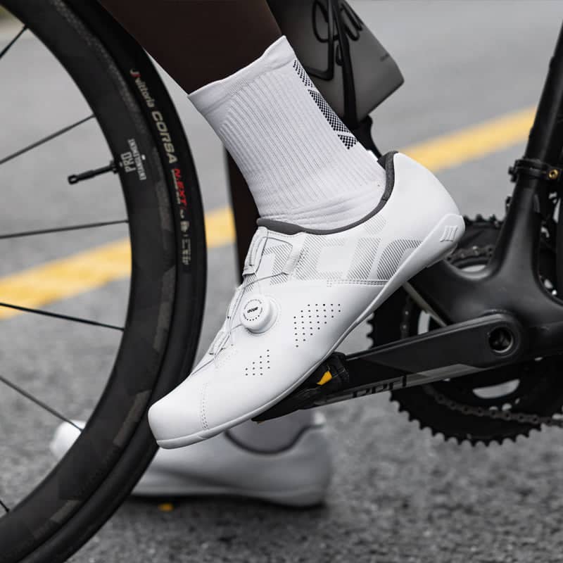 Santic Vast Landeveissko – Lettere, Raskere og Mer Komfortable Sykkelsko til Landevei Santic Cycling Unisex Road Shoes