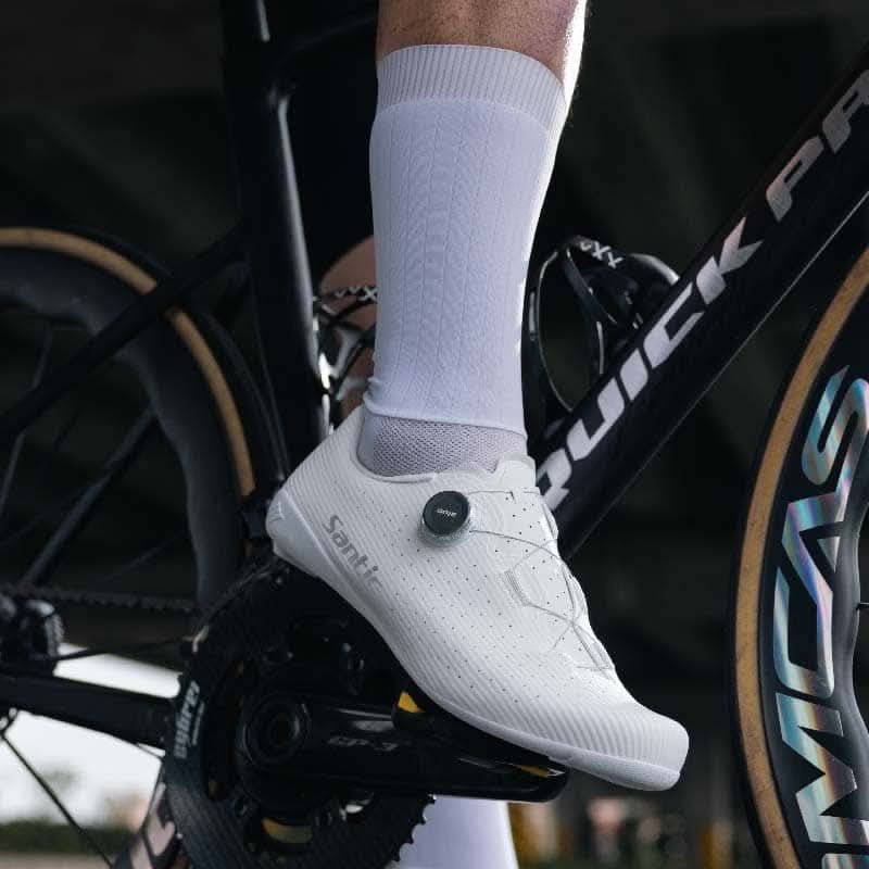 Santic Endless – Landeveissko med Karbonsåle for Maksimal Ytelse og Komfort Gear & Grin Unisex Road Shoes